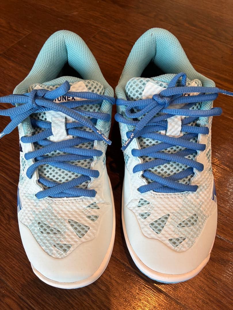 YONEX バドミントンシューズ エクリプションZミッド　22.5 超美品