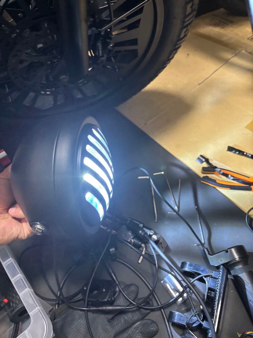 ヘットライト１個