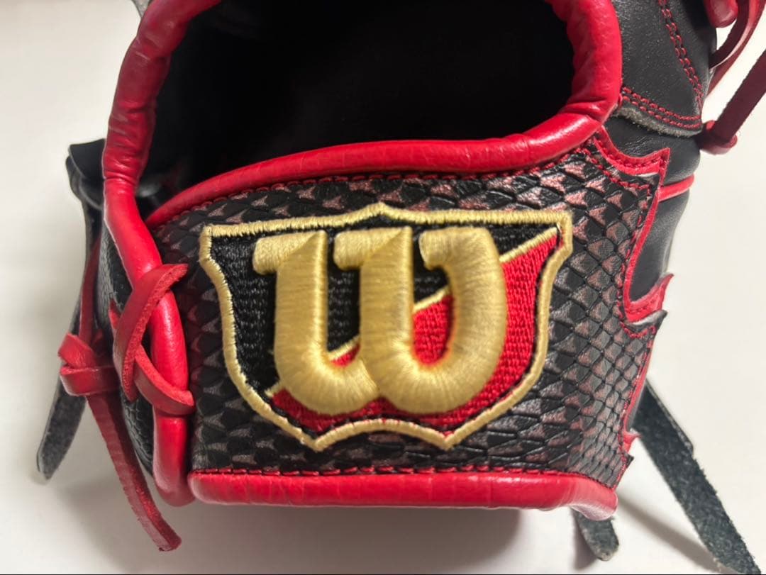 最終値下げ！Wilson ワナビーヒーロー　軟式グローブ