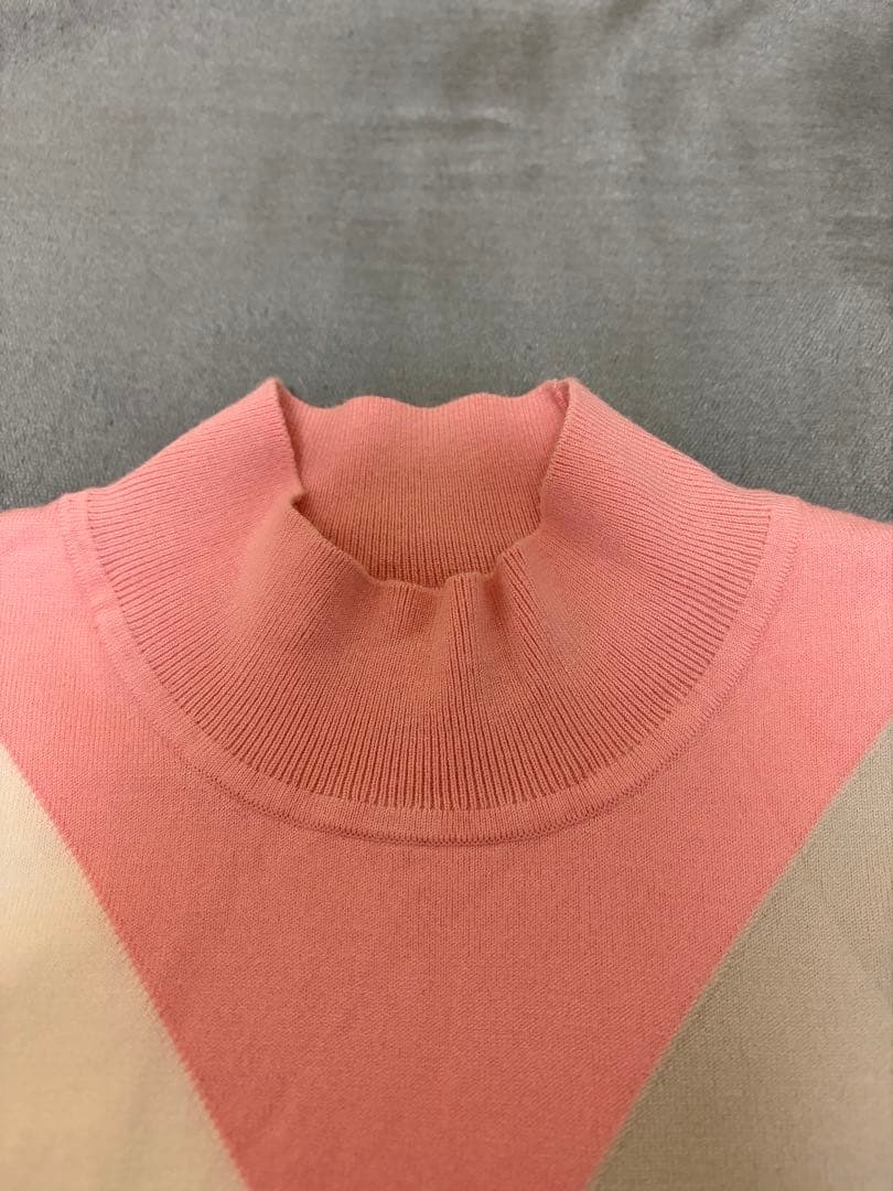 テイラーメイド ジオメトリックデザイン TaylorMade ハイネックセーター