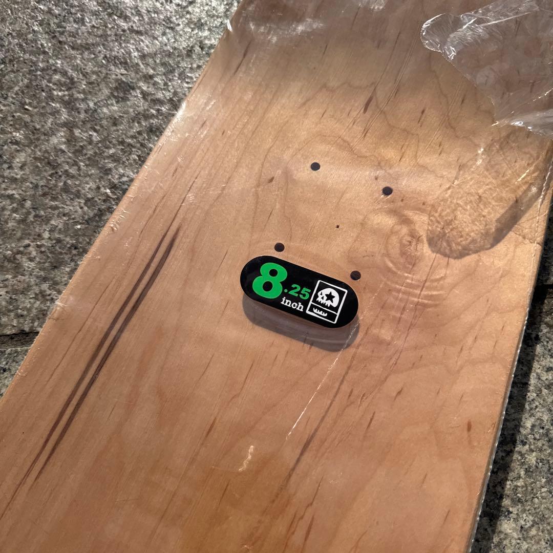 MAGICAL MOSH MISFITS スケボーデッキ　8.25インチ