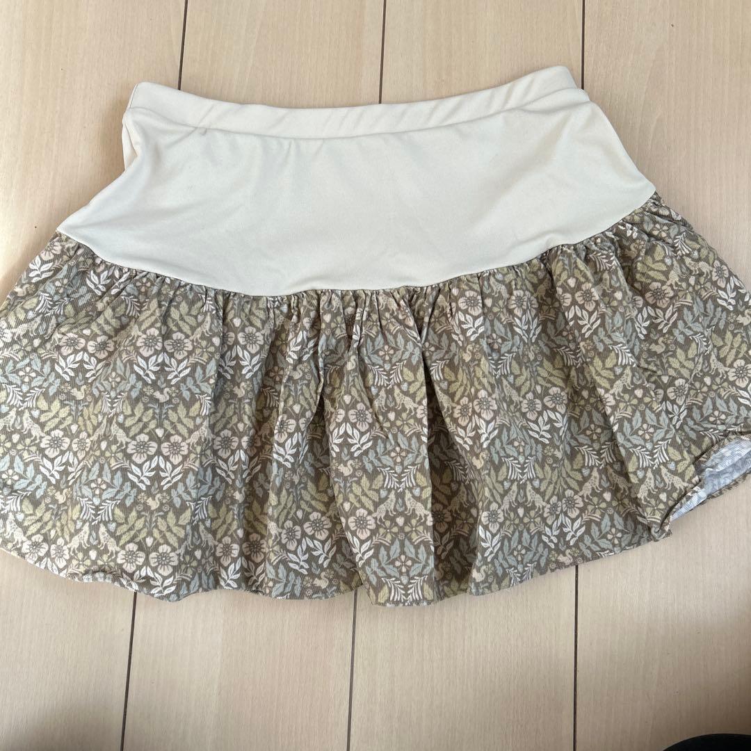 Rhiannon リーアノン　テニス　スコート