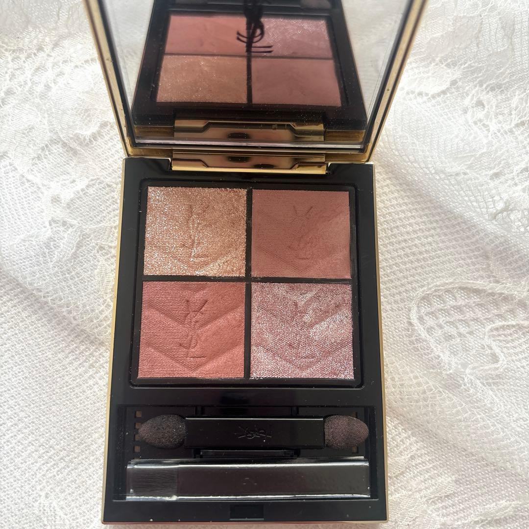 イヴサンローラン YSL クチュールミニクラッチ 126限定色アイシャドウ