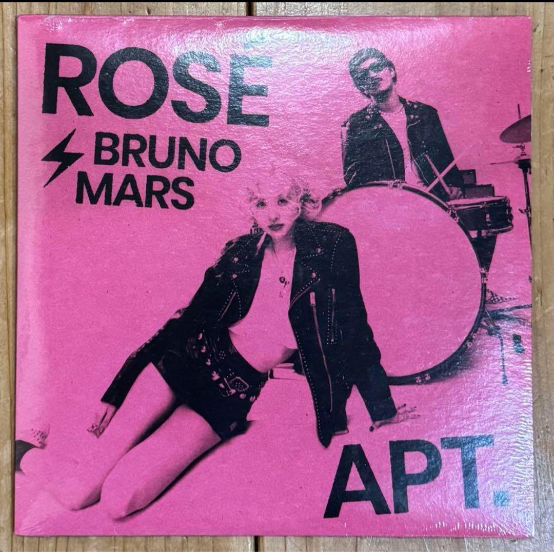 ROSÉ & Bruno Mars 限定ピンク7インチレコード APT.