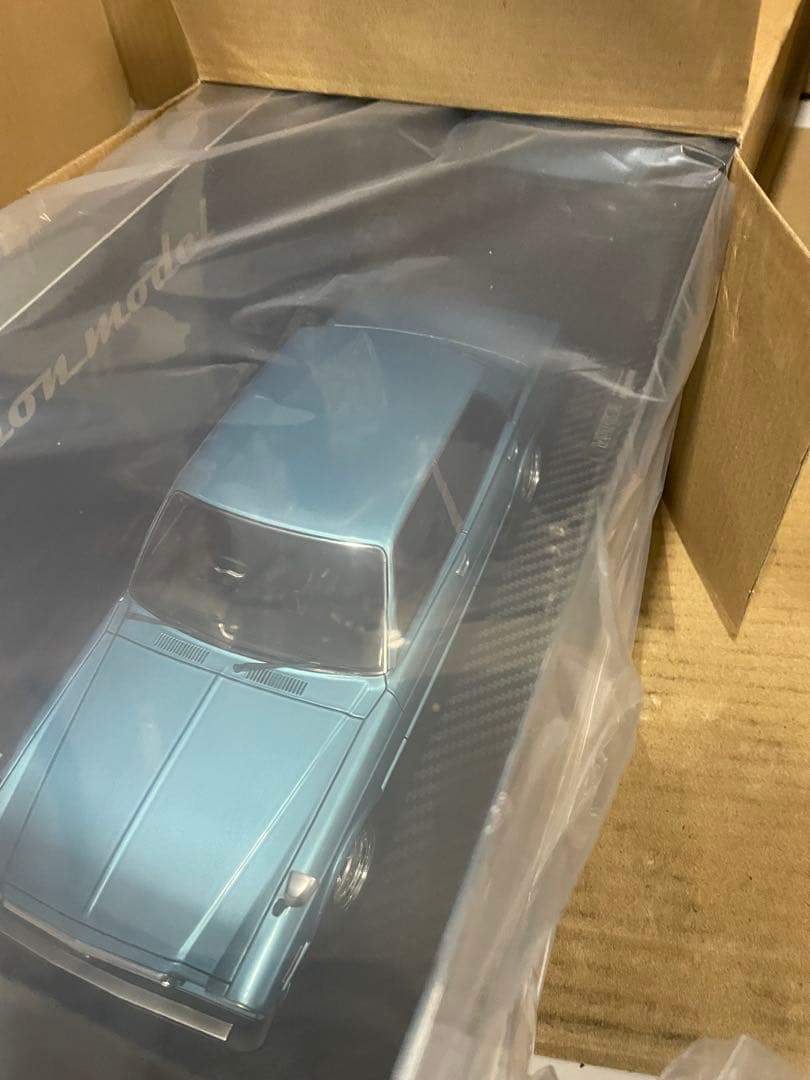 こ*あ様 ignition model 1/18 Light Blue 