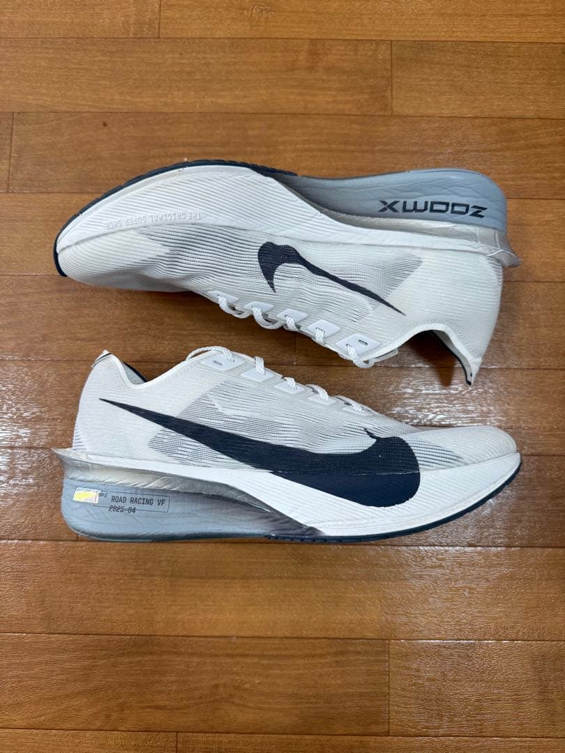 ナイキ　ヴェイパーフライ4 26.0cm メンズ