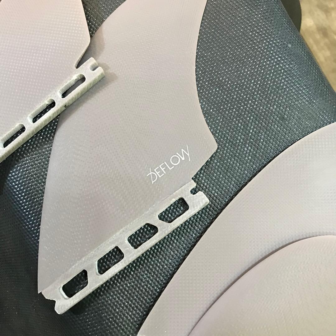 DEFLOW サーフボードフィン 4枚セット クワッドフィン