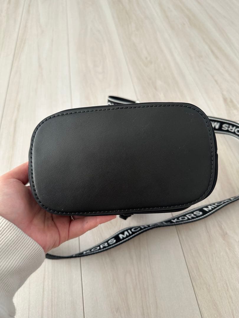 MICHAEL KORS KHAI バケット クロスボディ スモール