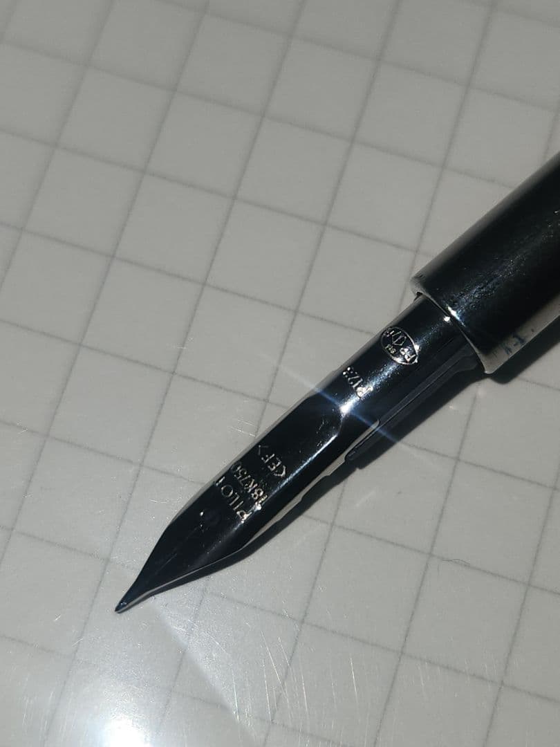 パイロット キャップレス フェルモ EF(極細)