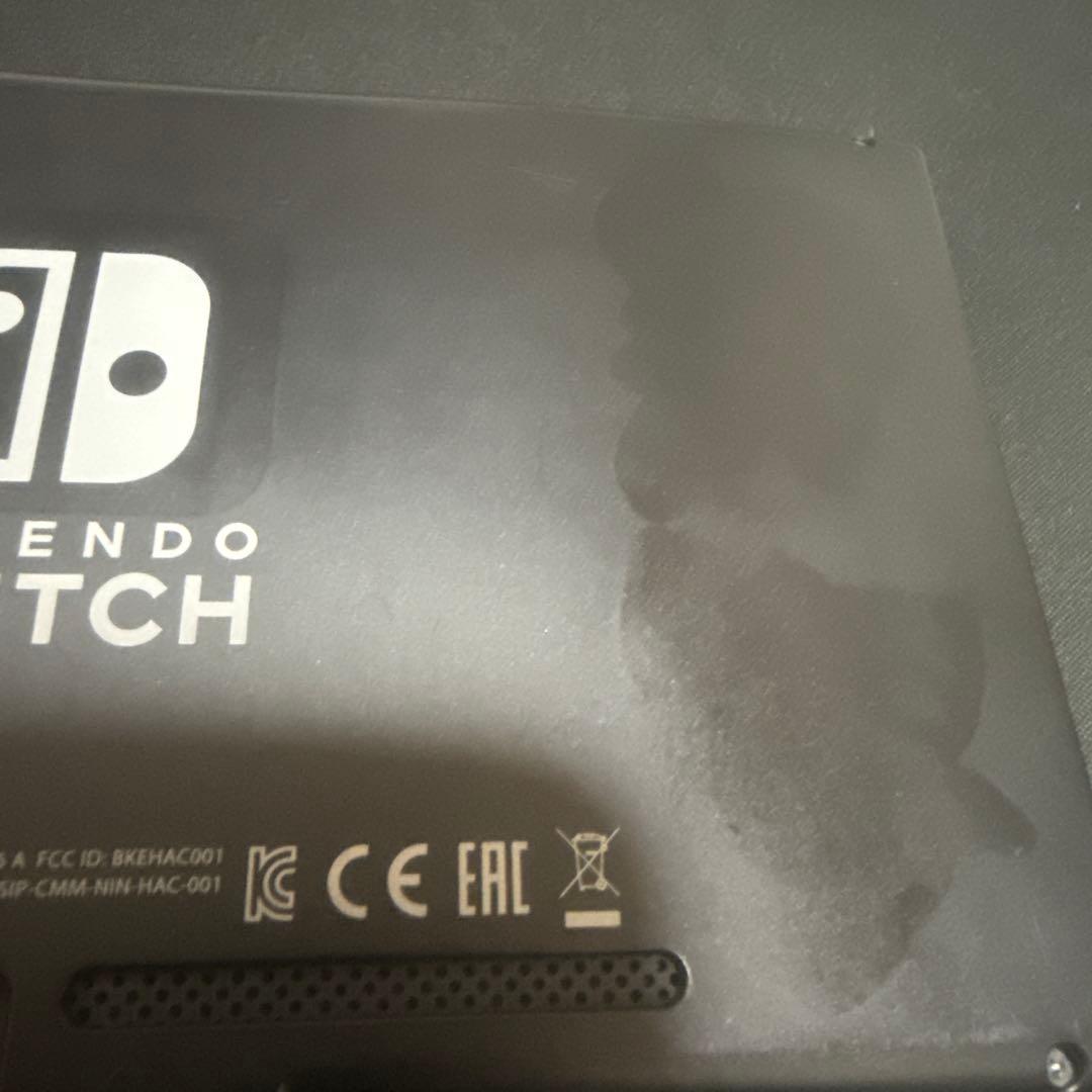 ニンテンドーSwitch 初期　本体　ジャンク　バッテリーの膨らみのみ