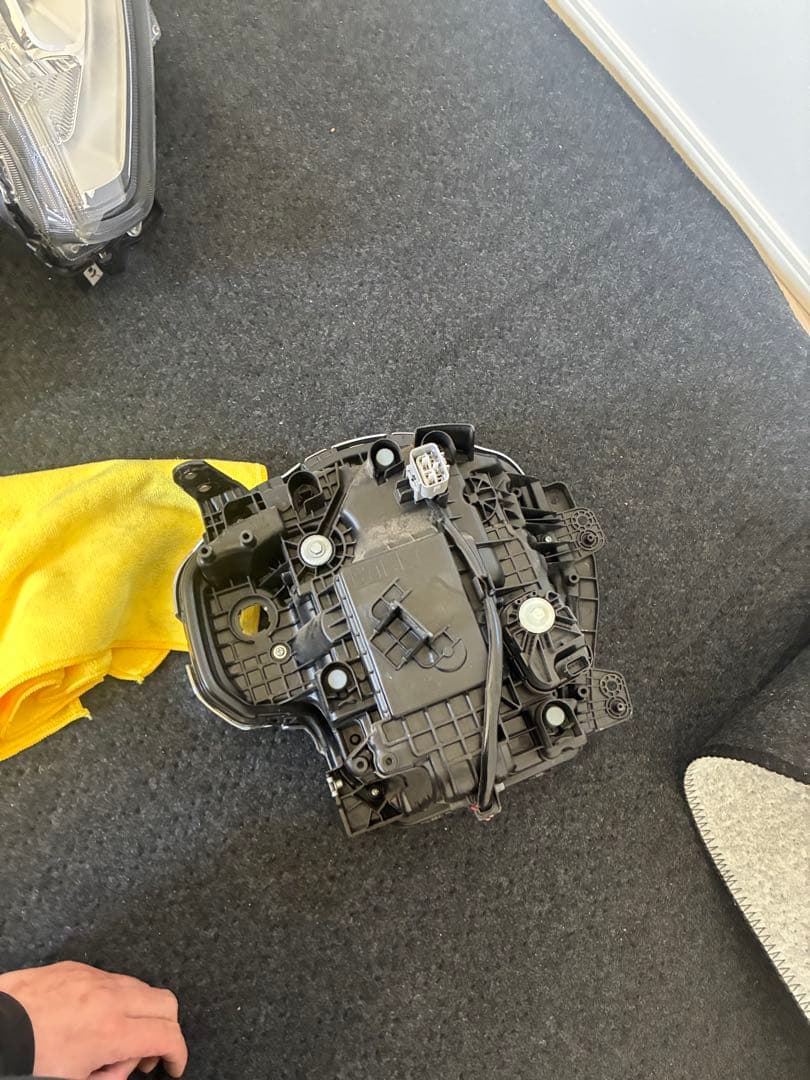 OT様ハスラーmr92s mr52s 左右ヘッドライトユニット メッキ　ブラック