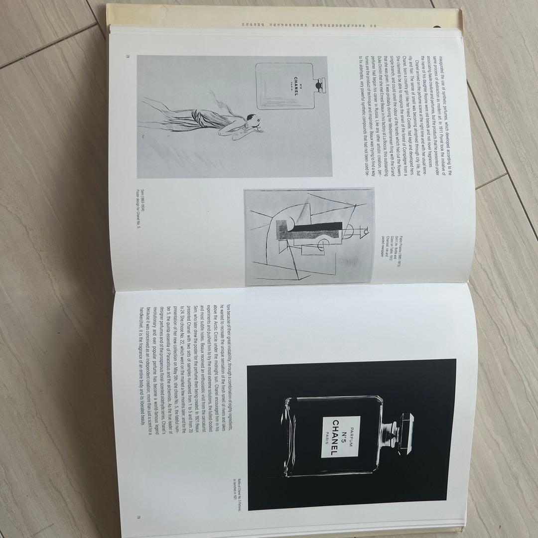 CHANEL ビジュアルブック