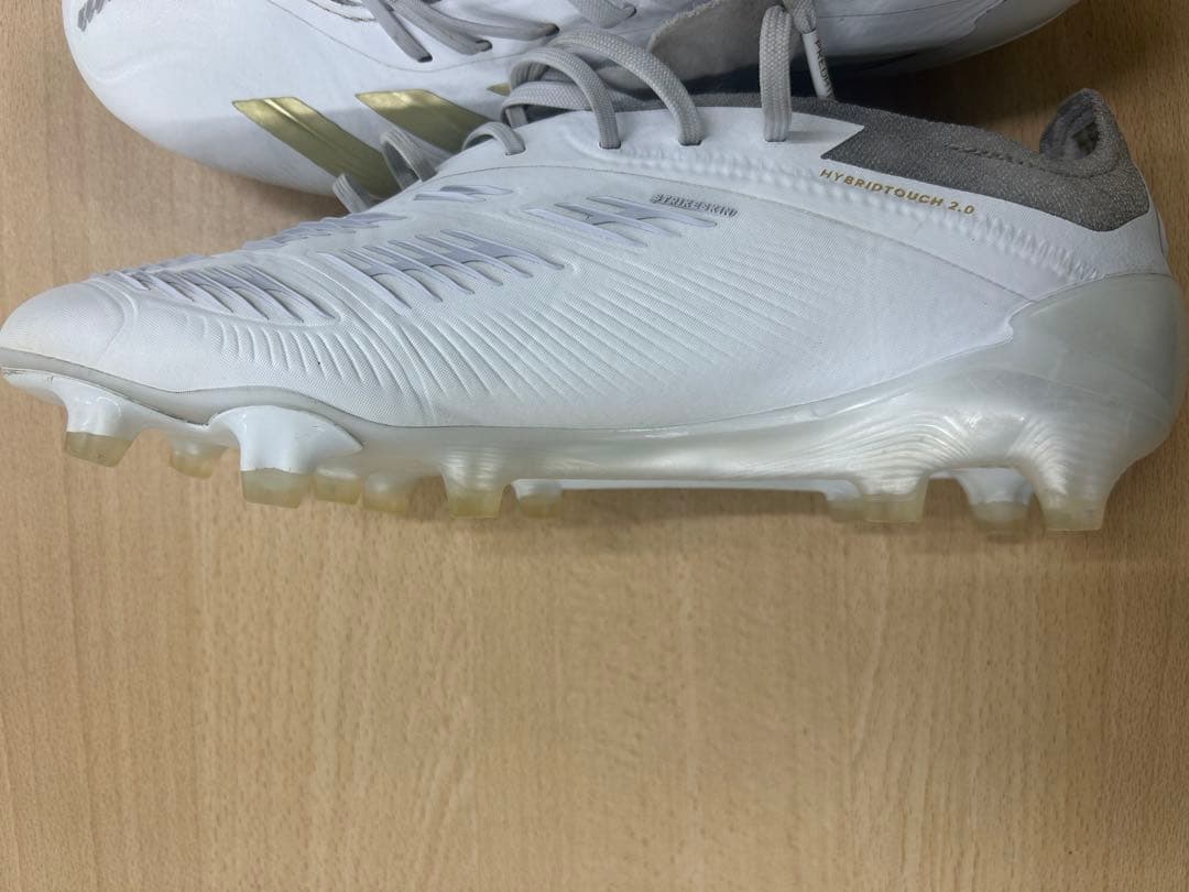 adidas プレデターFG 26.0