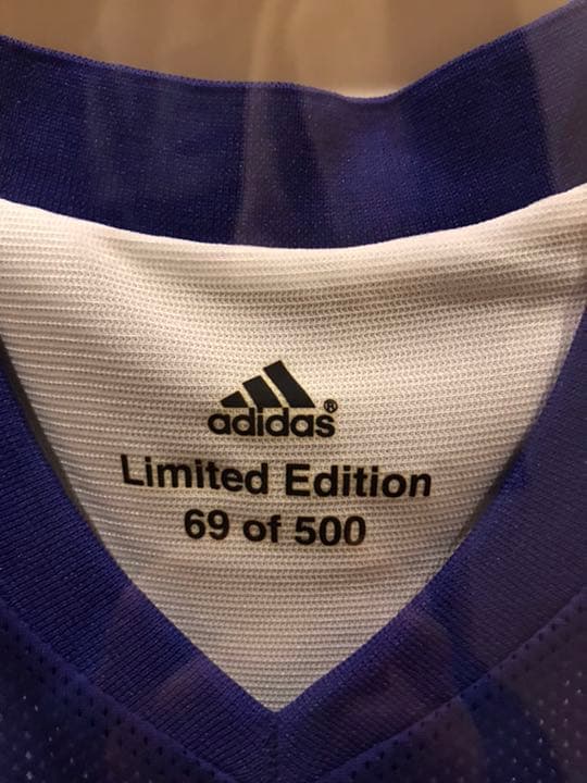 2002日韓　サッカー　ワールドカップ　代表全員のサイン入り　記念ユニフォーム