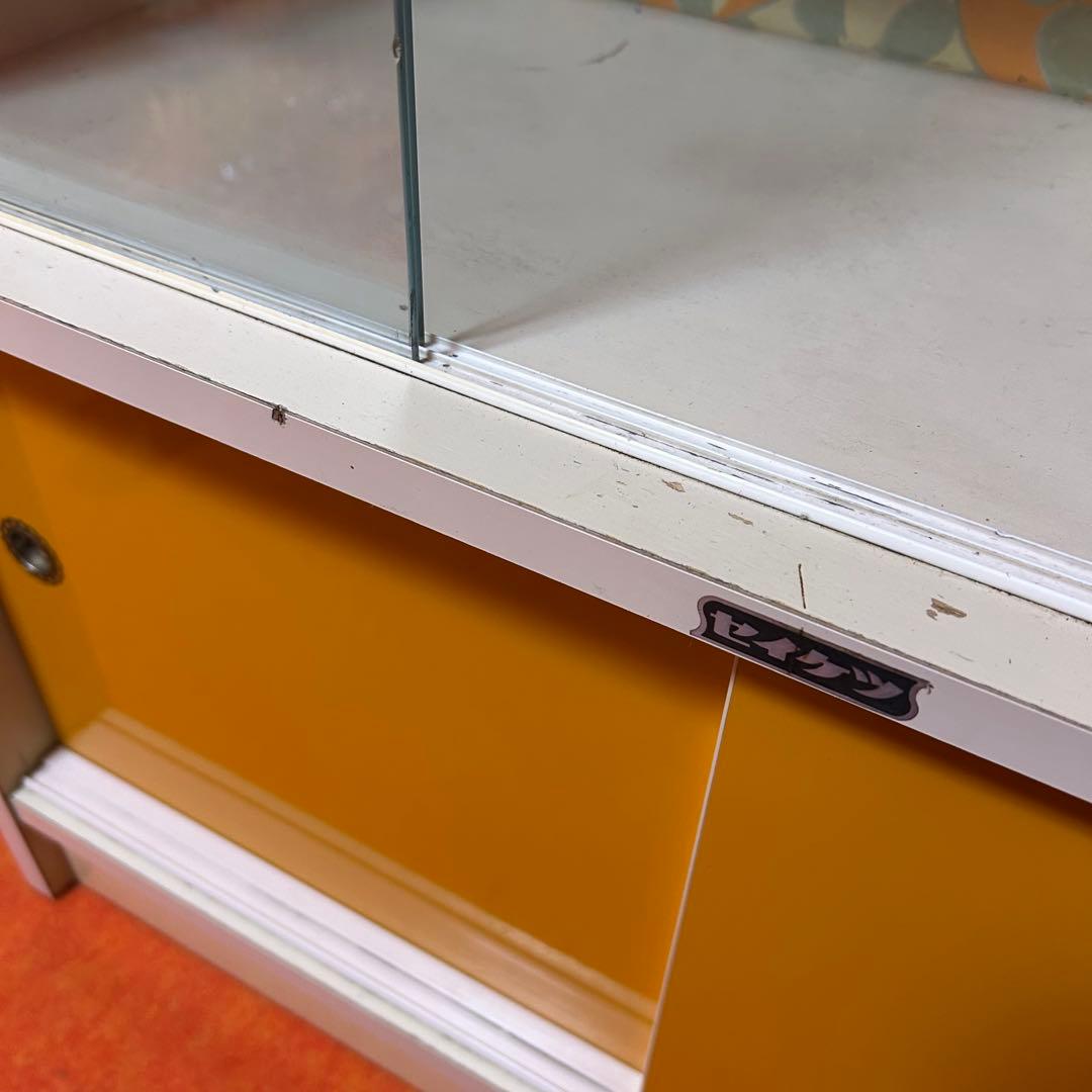 【新生活に】 昭和レトロ 食器棚 オレンジ