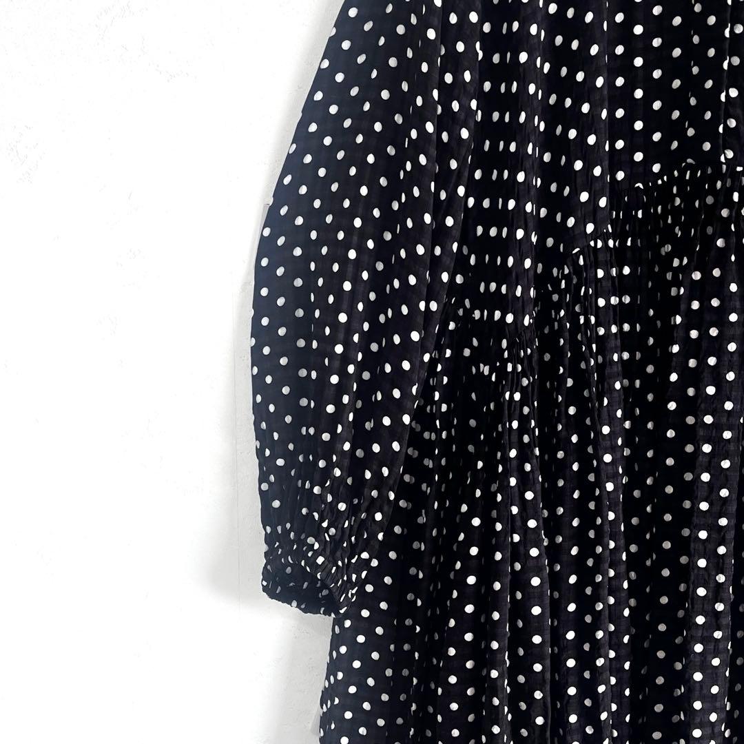 美品　BEARDSLEY ドットギャザーワンピース とろみ 手洗い可 水玉