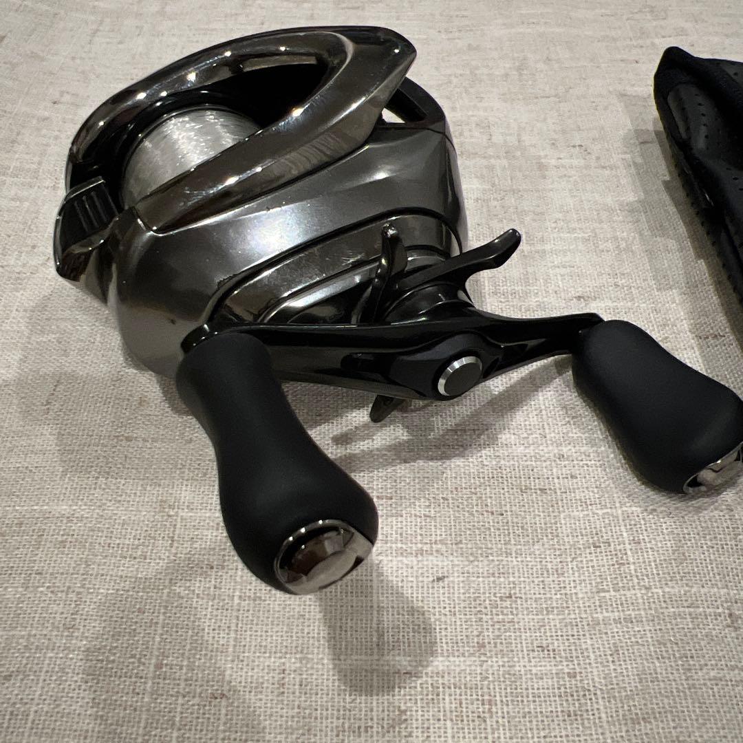 ANTARES DC HG右巻きベイトリール 専用ケース付き ④