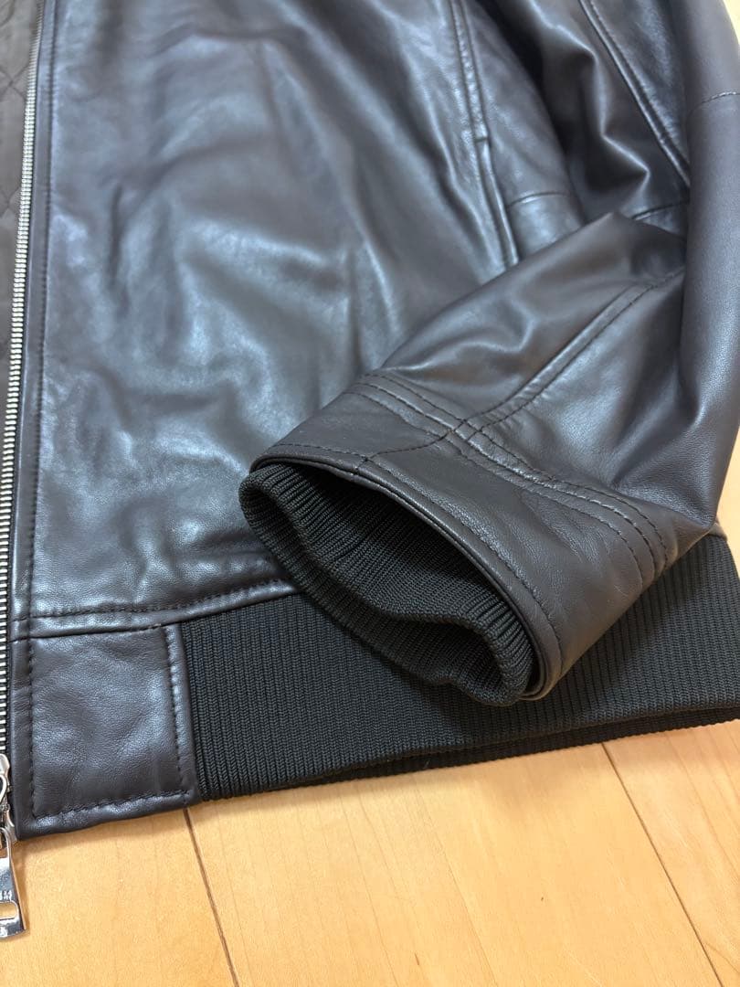 美品AKM Contemporaryキルティング中綿レザーブルゾン ジャケット