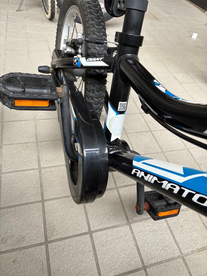 GIANT『ジャイアント』 ANIMATOR 16型　幼児用　※引き渡し限定