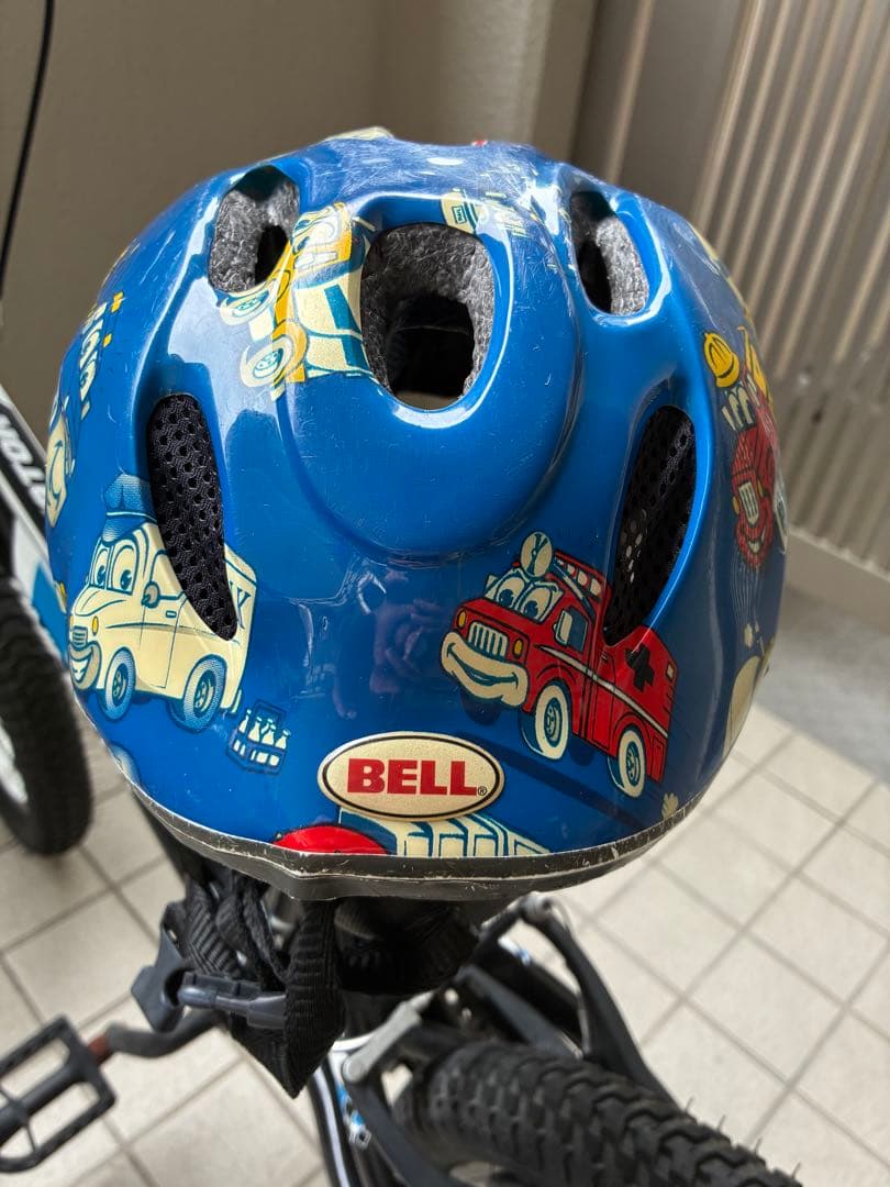 GIANT『ジャイアント』 ANIMATOR 16型　幼児用　※引き渡し限定