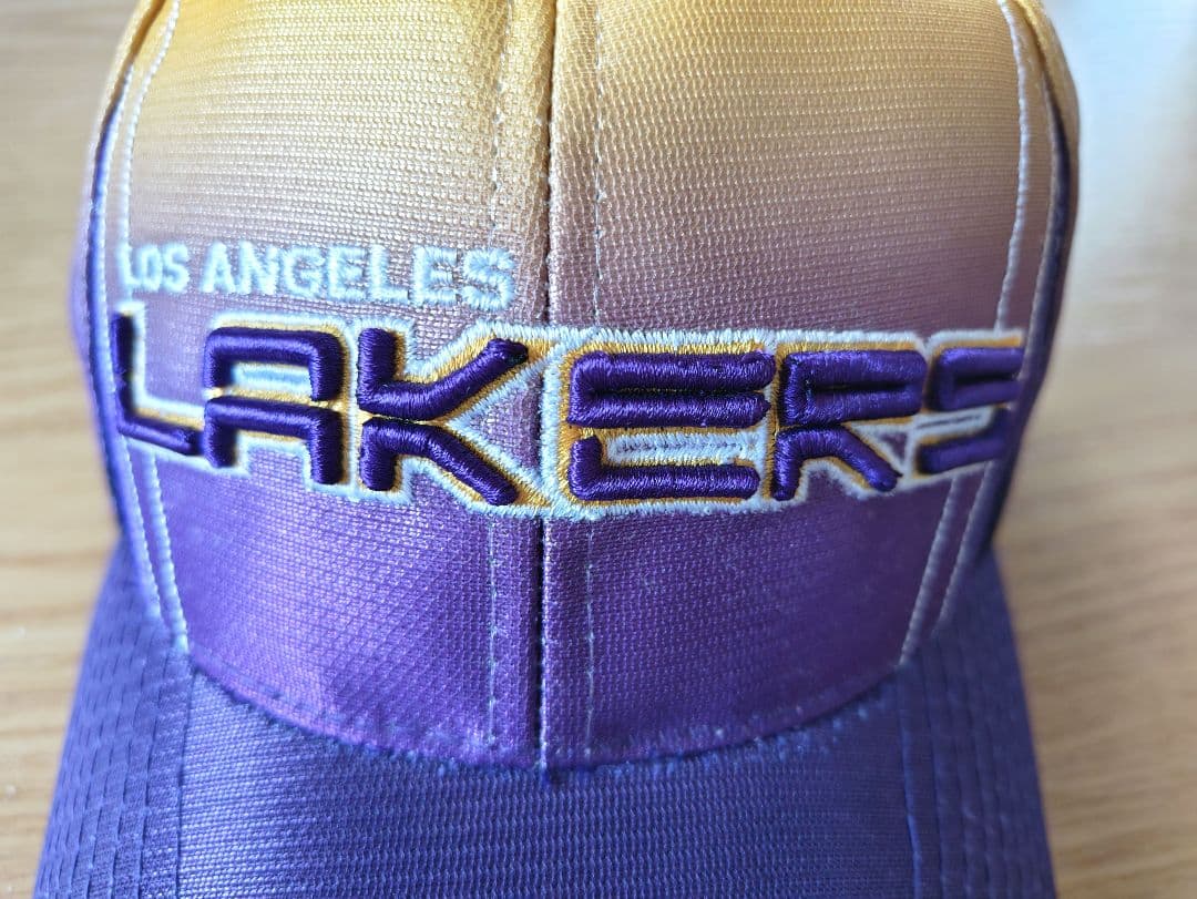 ロサンゼルス・レイカーズ　NBA PUMA キャップ 2001年現地購入2点