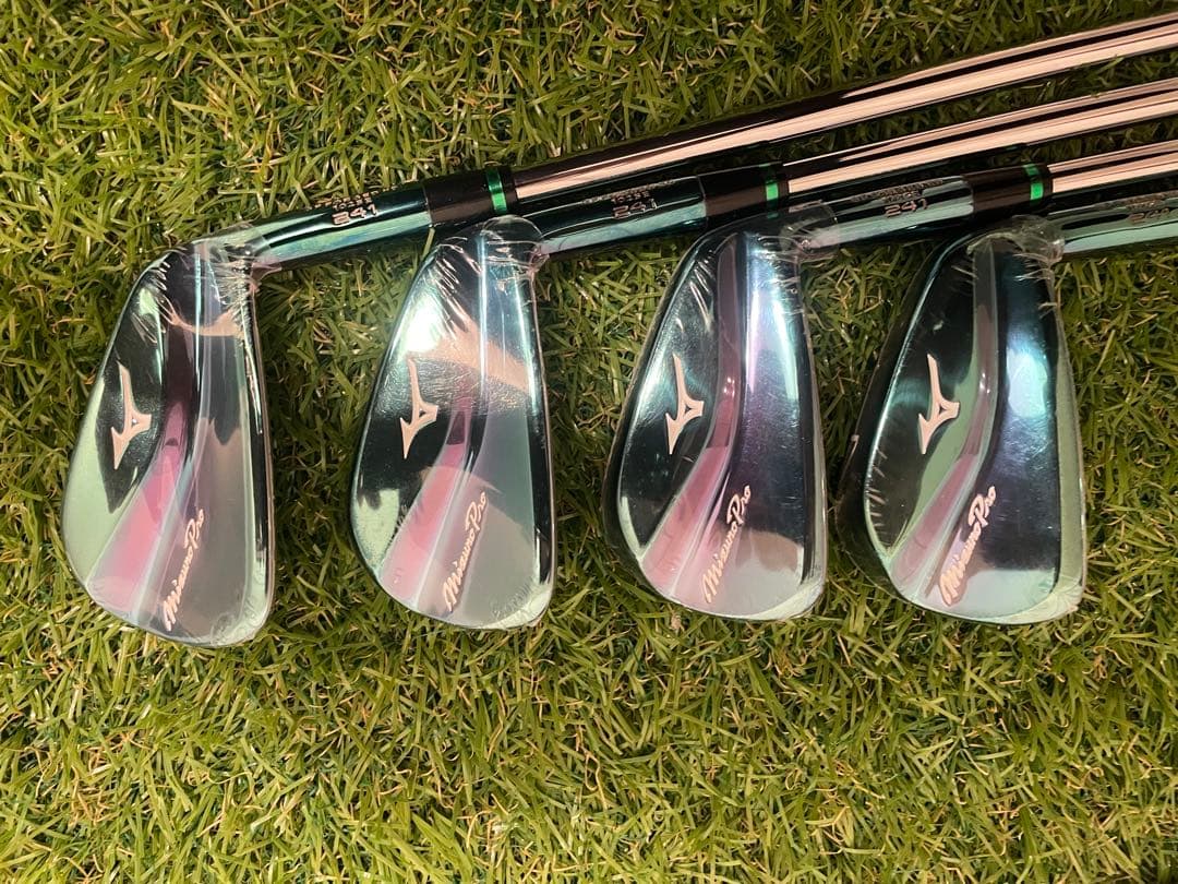 新品限定　ミズノプロ 241 Azalea Limited Edition 7本