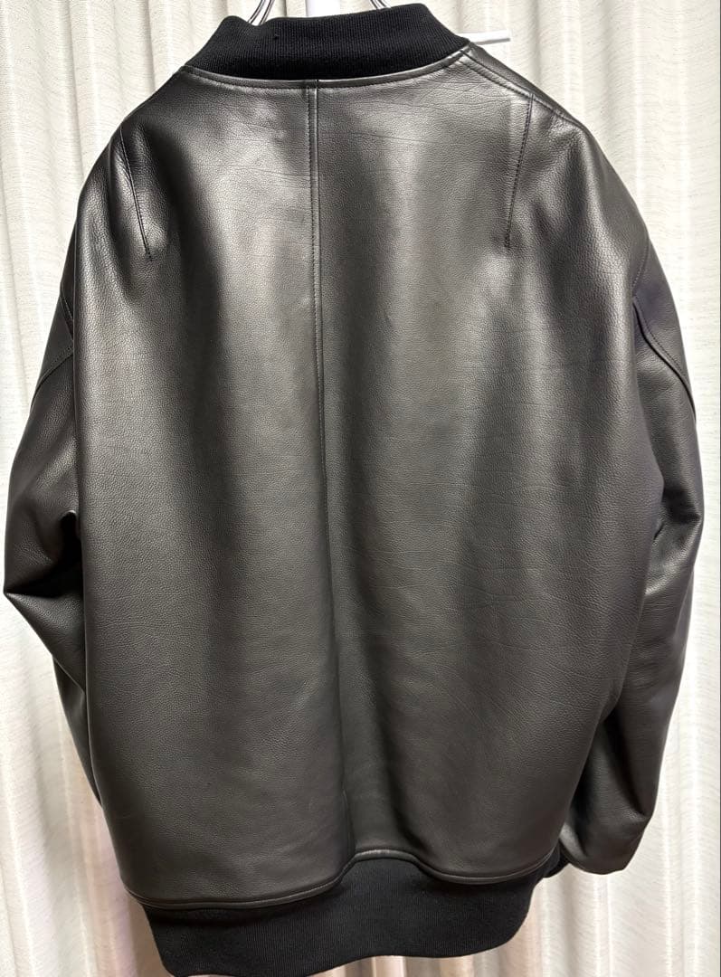 comoli 25ss カーフスキン　ジップブルゾン　サイズ3