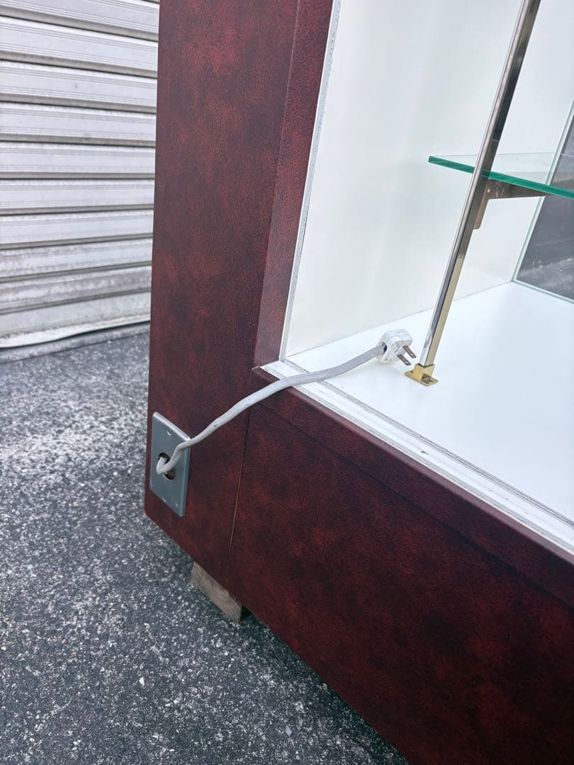 【希少】曲面ガラスショーケース／店舗什器】引き取り大歓迎！ 値下げ！