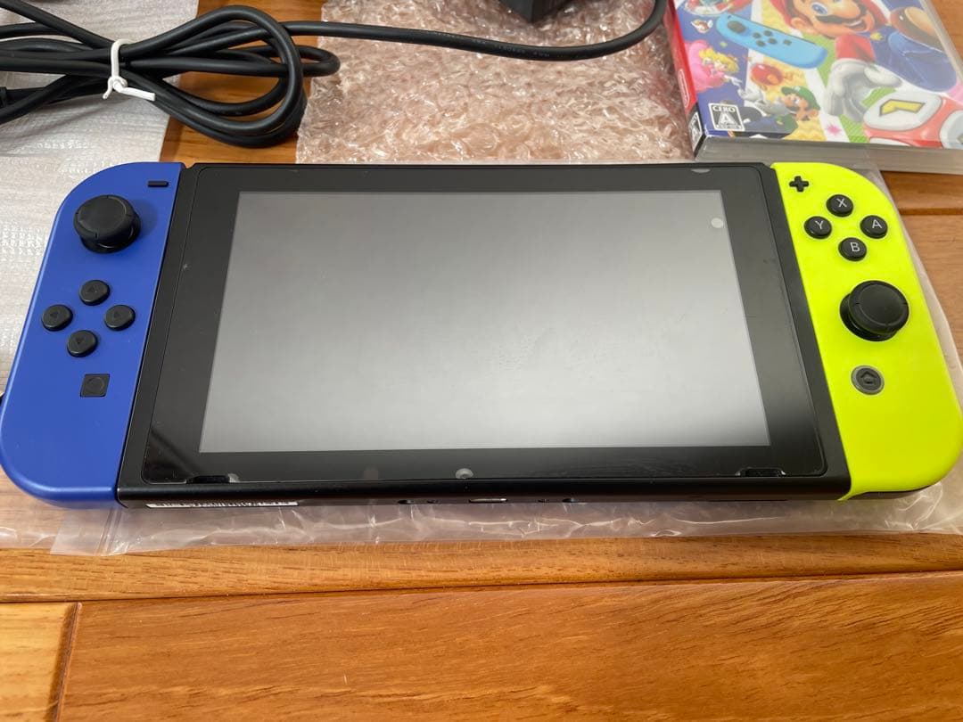 【初期型】 Nintendo Switch 本体Joy-Con x4 マリパ付き