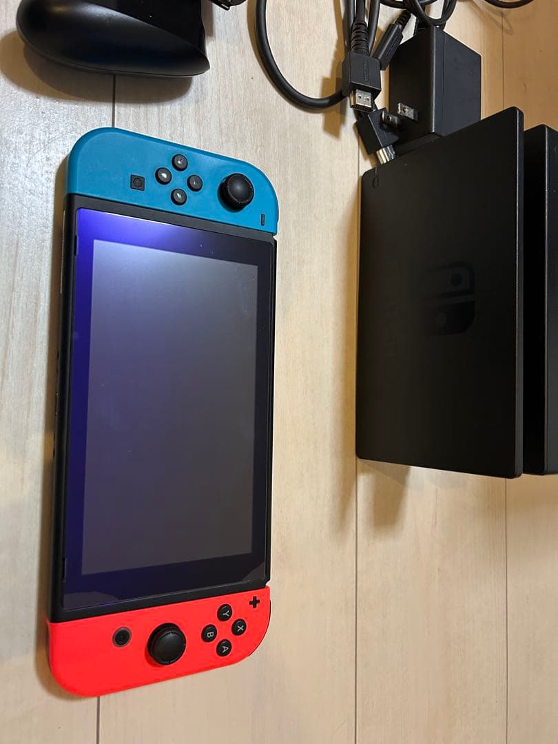 NintendoSwitch本体➕ワイヤレスコントローラー