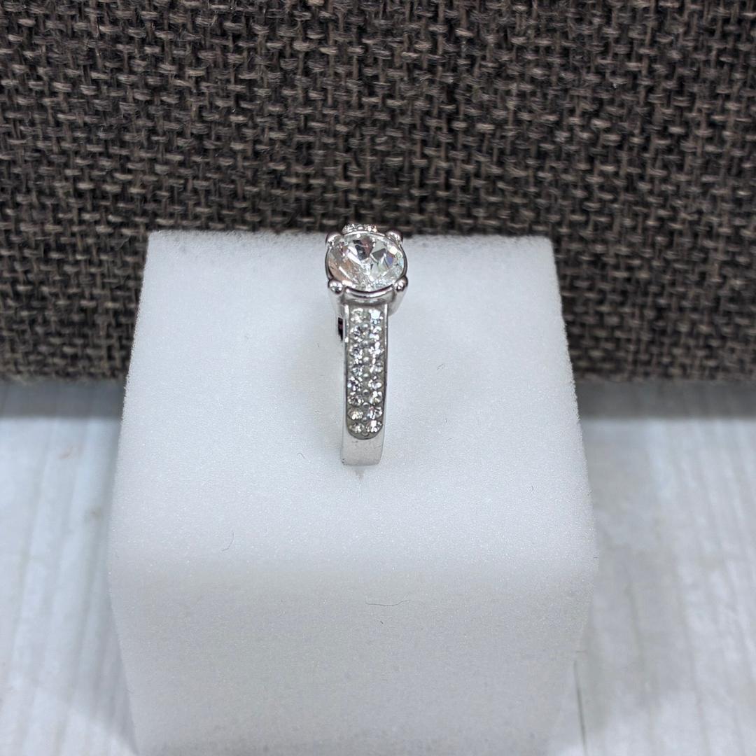 ◇スワロフスキー　リング　4点セット