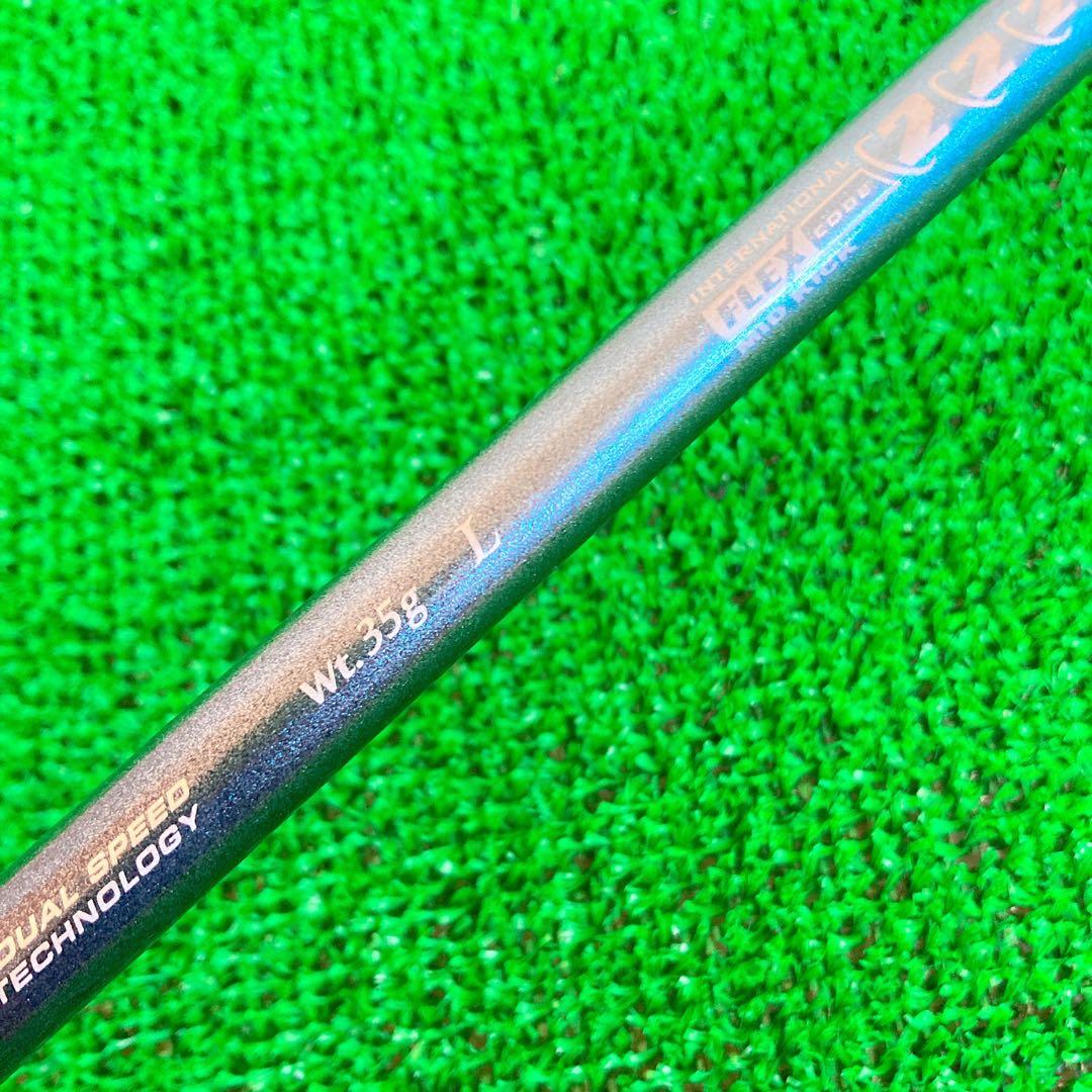 ① 極美品　屋外未使用　XXIO MP1300 7番　レディース　単品　Ｌ