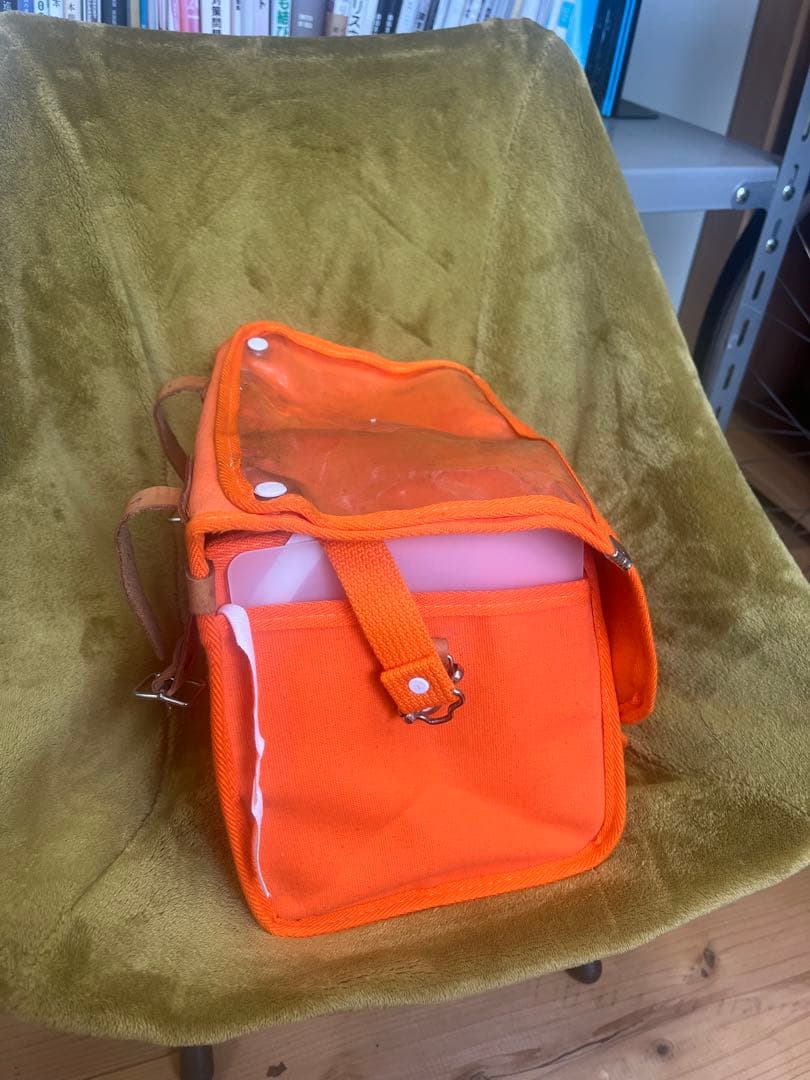 フロントバッグ　オレンジ