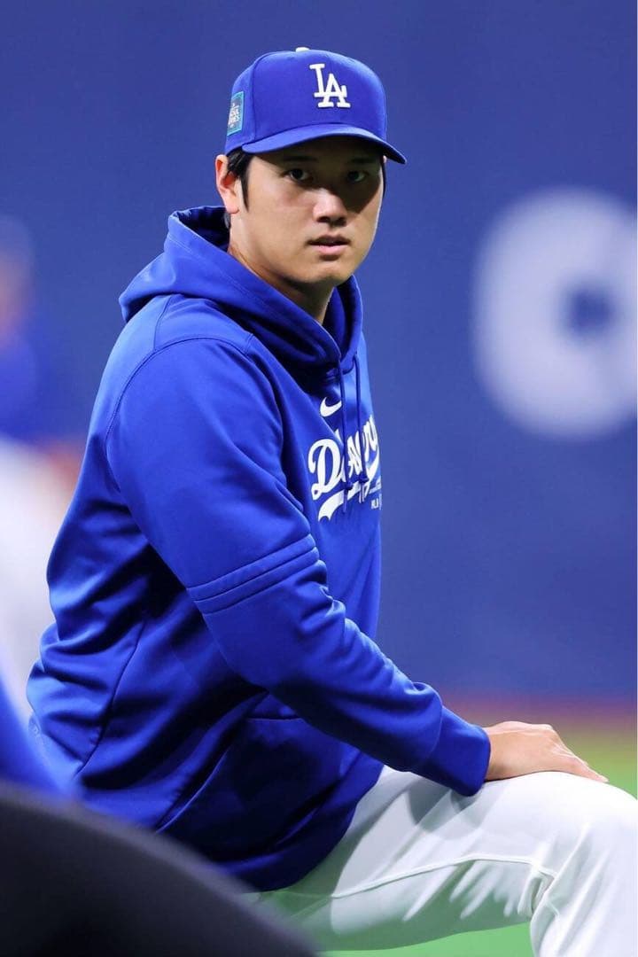 【正規品】大谷翔平 MLBドジャース NIKE 選手仕様フーディー JL