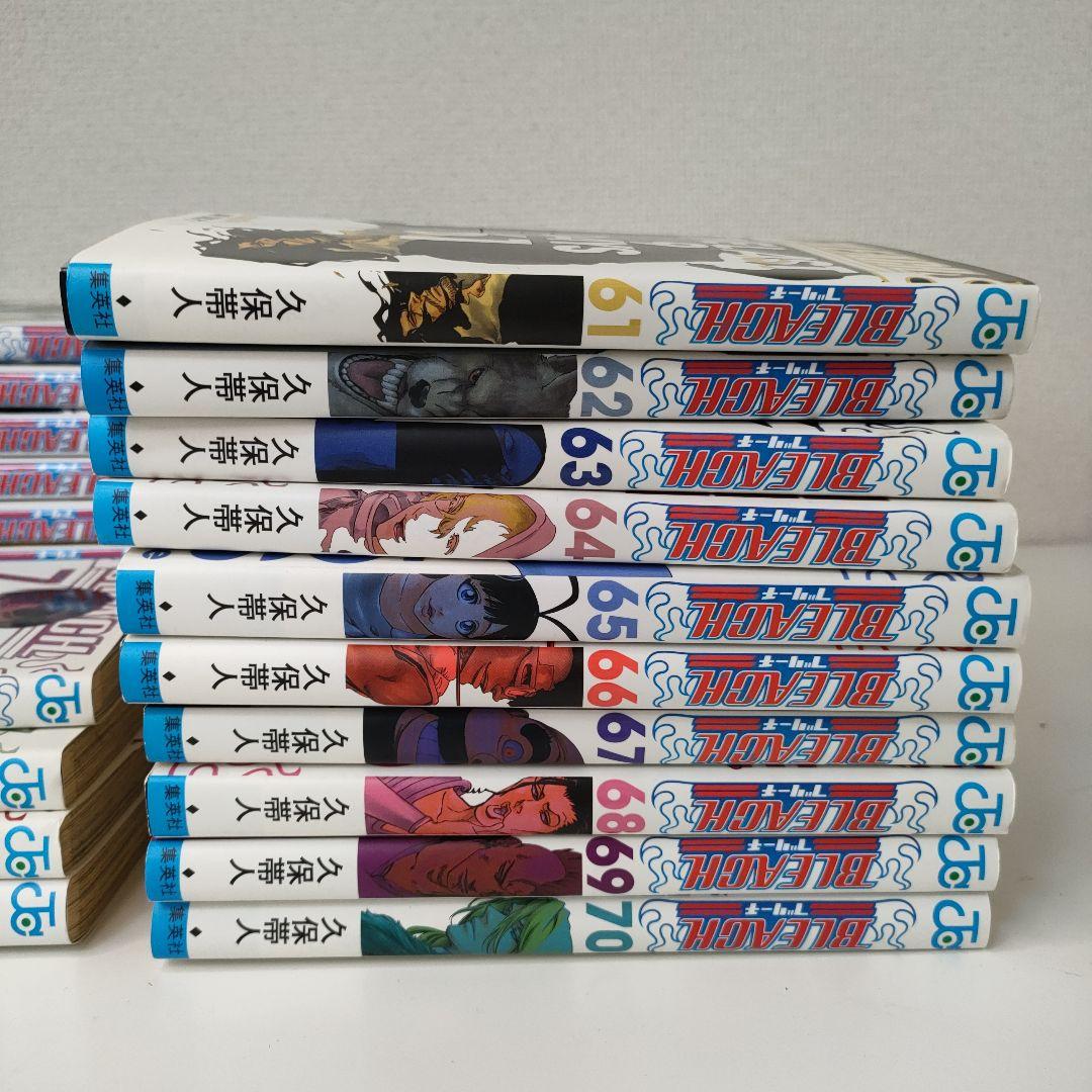 [送料無料] BLEACH 漫画全巻(1~74)+関連本1巻