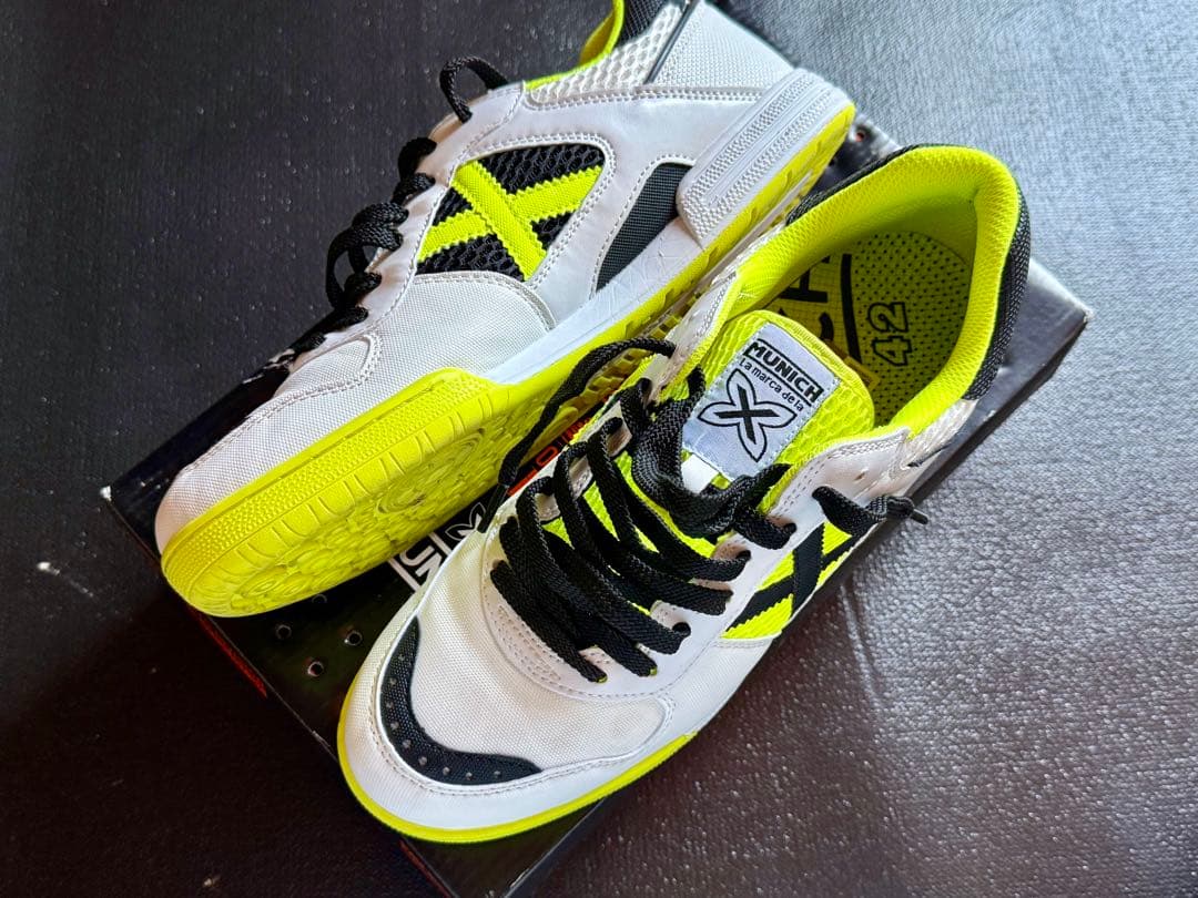 MUNICH continentalv2 人工皮革　EU42/27cm