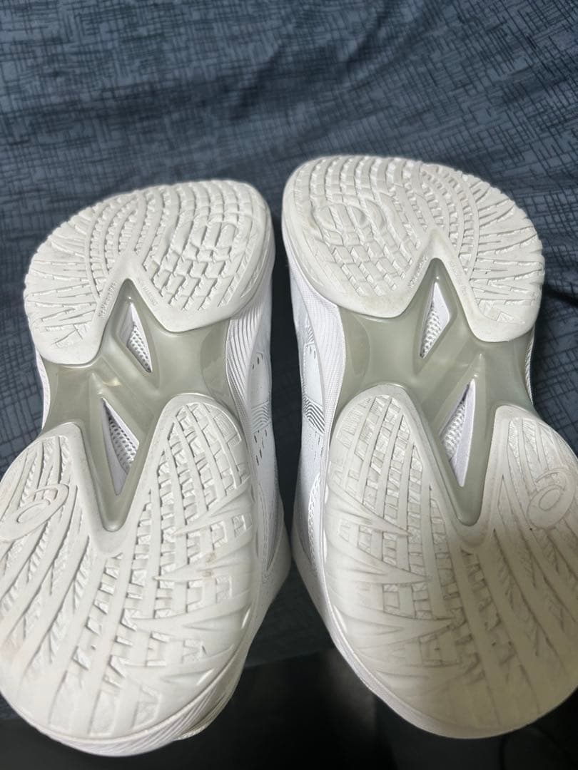 【美品】ASICS GELHOOP WIDE Ｅバスケットシューズ27.0cm