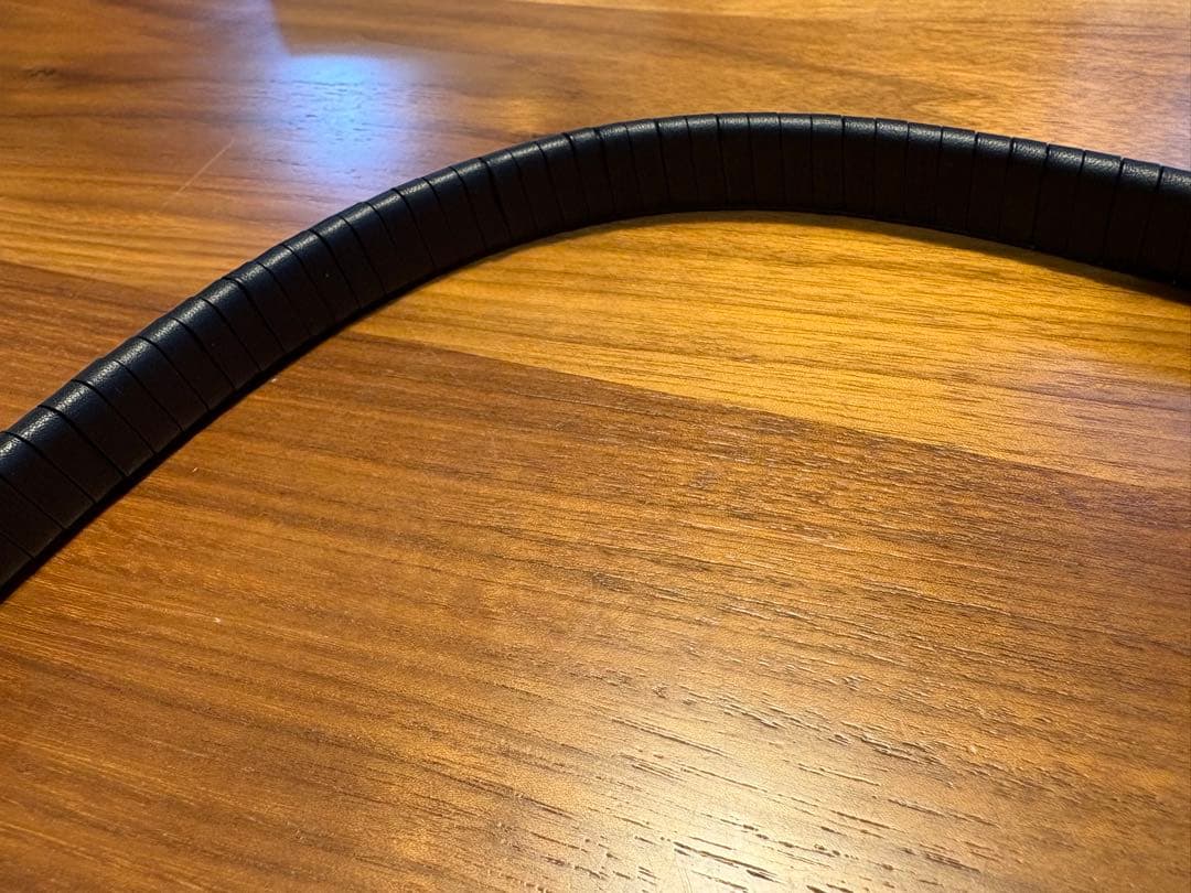 LOEWE レザーショートストラップハンドル ブラック