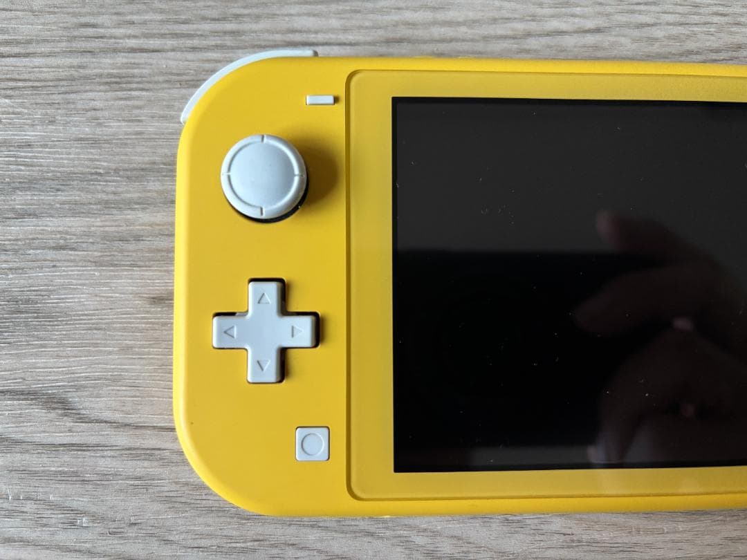 ■ジャンク■Nintendo■Switch LITE■イエロー本体■