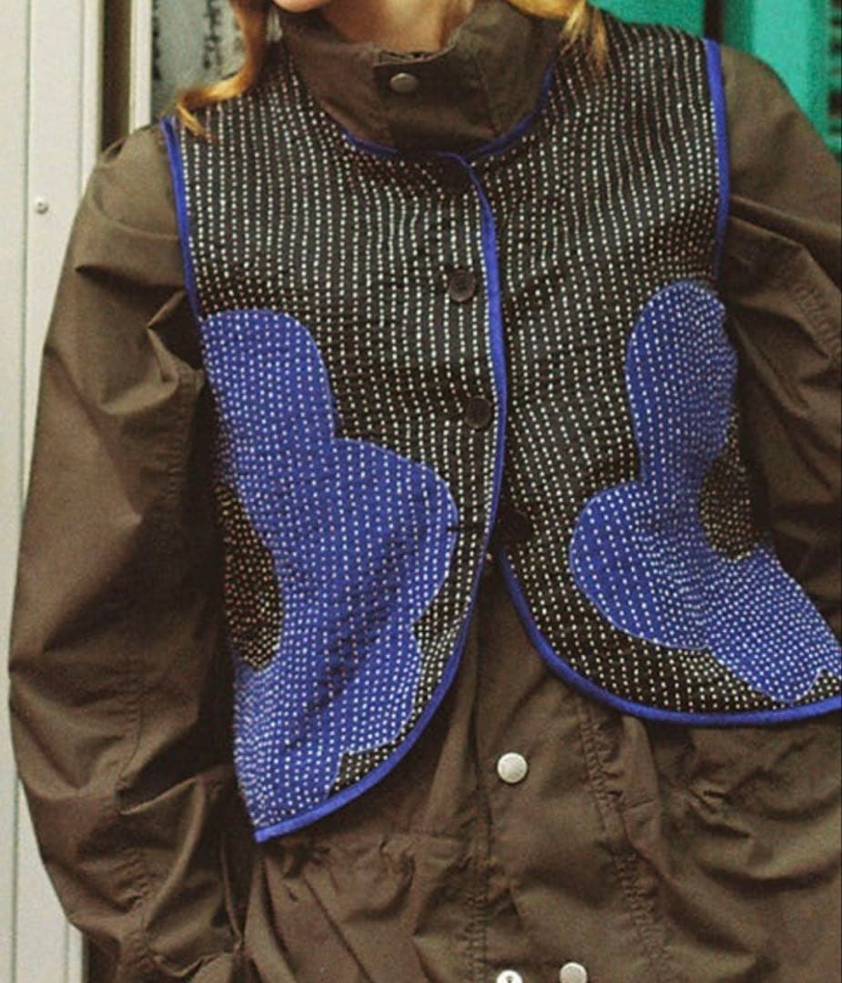 Mii ミイ　24SS 手刺繍　シルク　ベスト　定価35200円