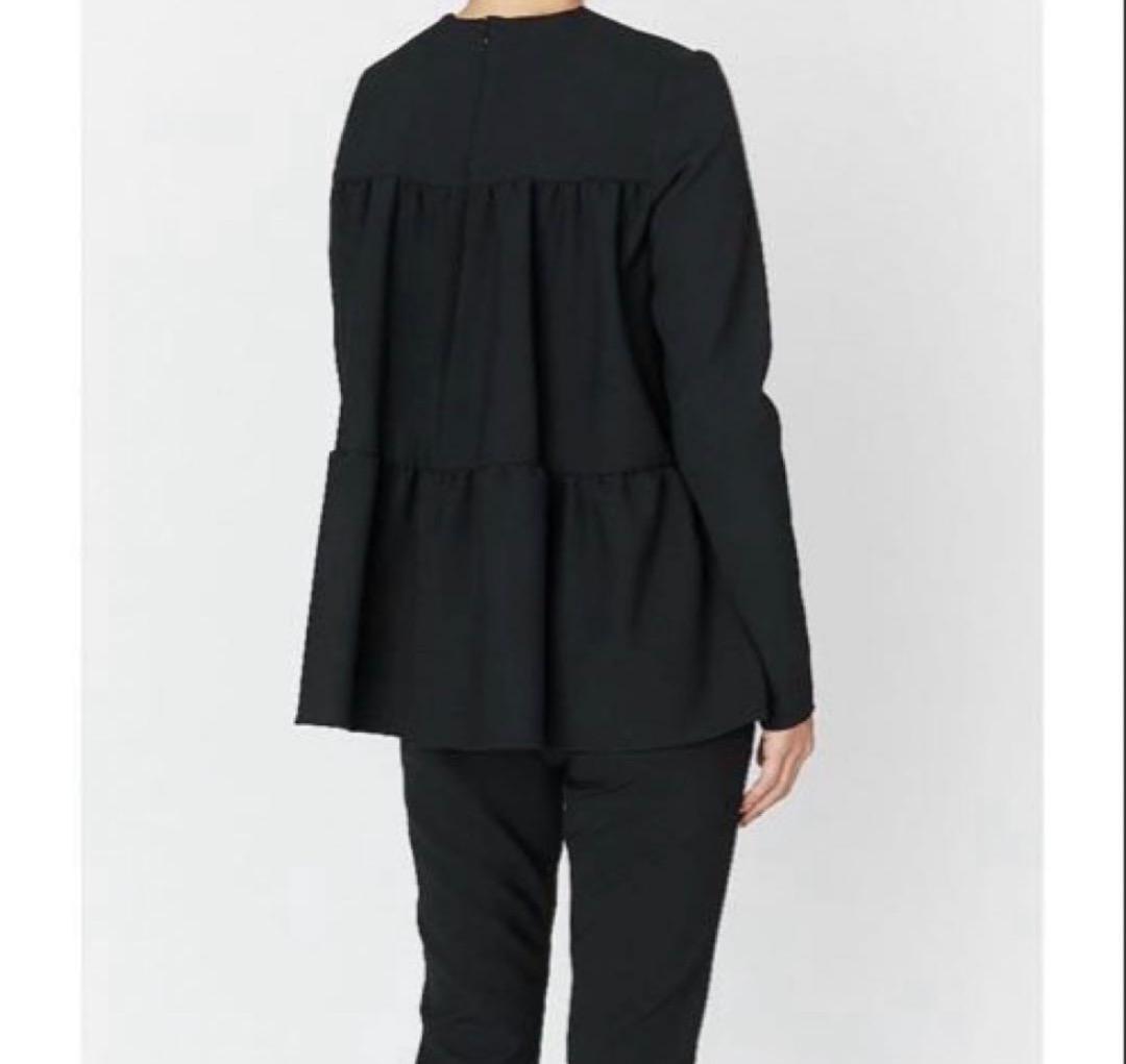 ヨーコチャン♡バックティアード♡パールブラウス♡長袖♡黒♡38