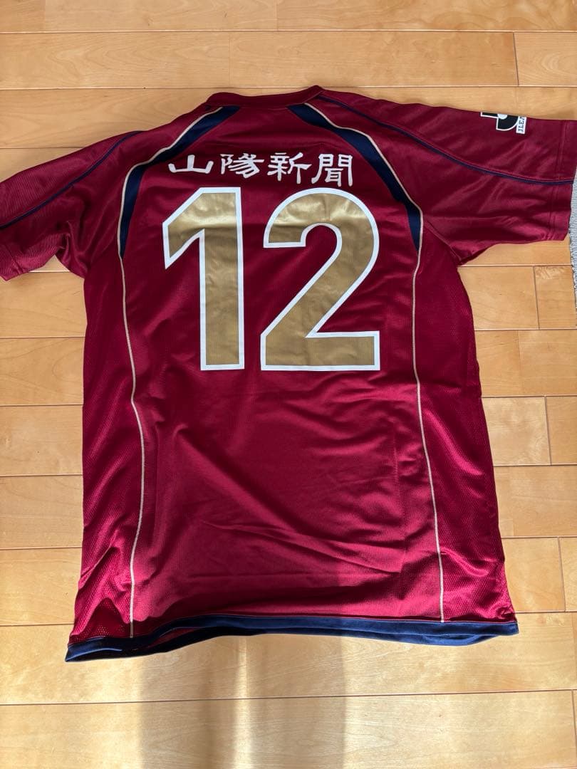 貴重　岡山ガス サッカー応援ユニフォーム Fサイズ 12番 旧ユニ