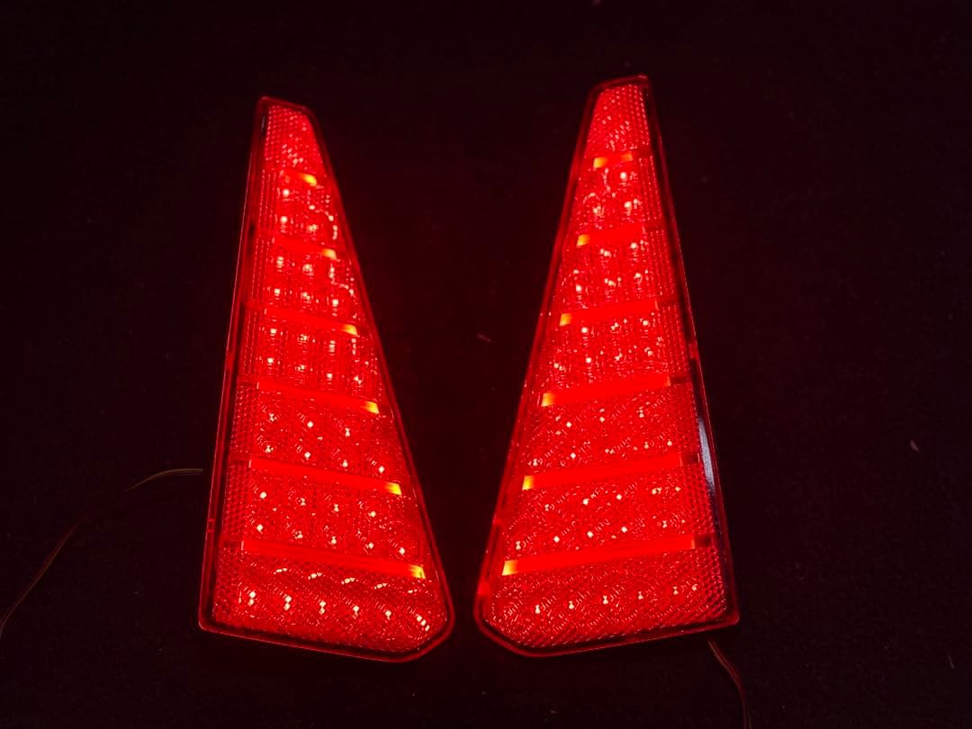 80系 ヴォクシー valenti LEDリフレクター