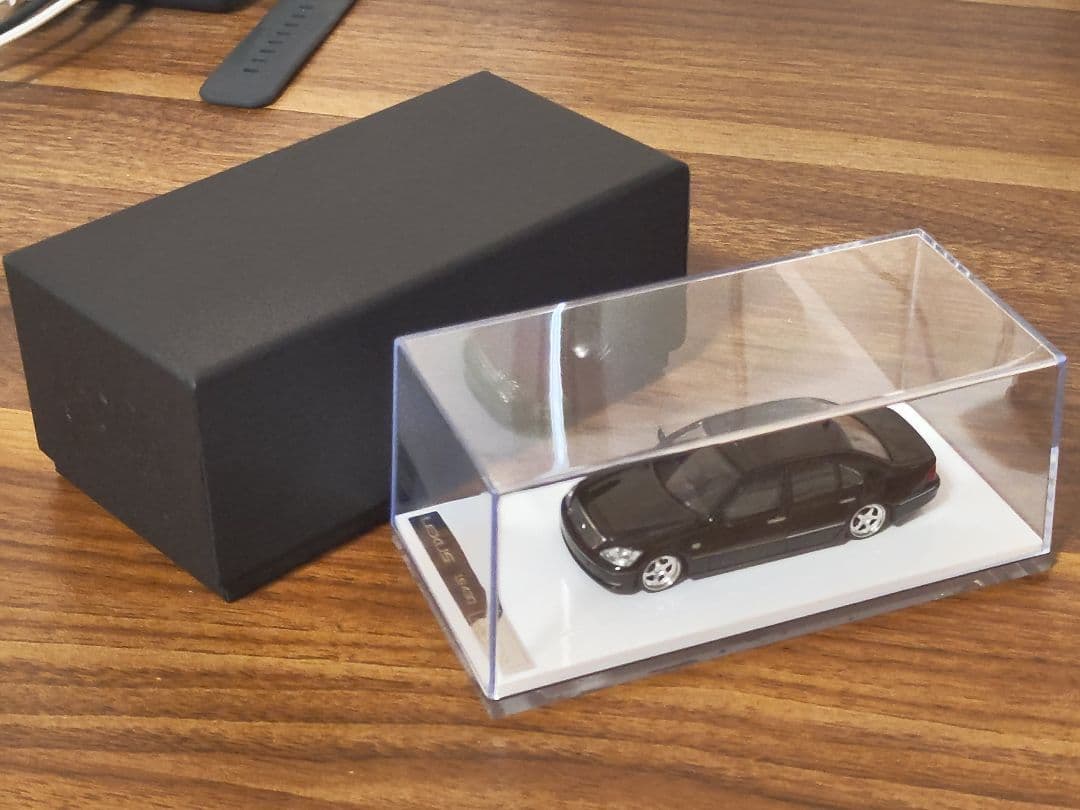 Hunter Garage 1/64 レクサス LS430 ブラック