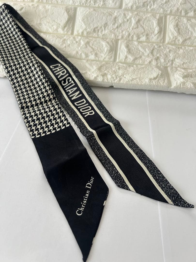 Christian Dior ディオール ミッツアスカーフ　千鳥柄