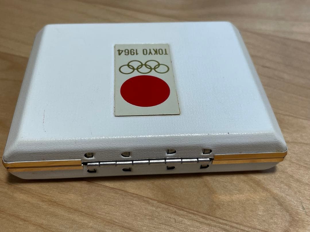 東京五輪オリンピック記念ケース付き