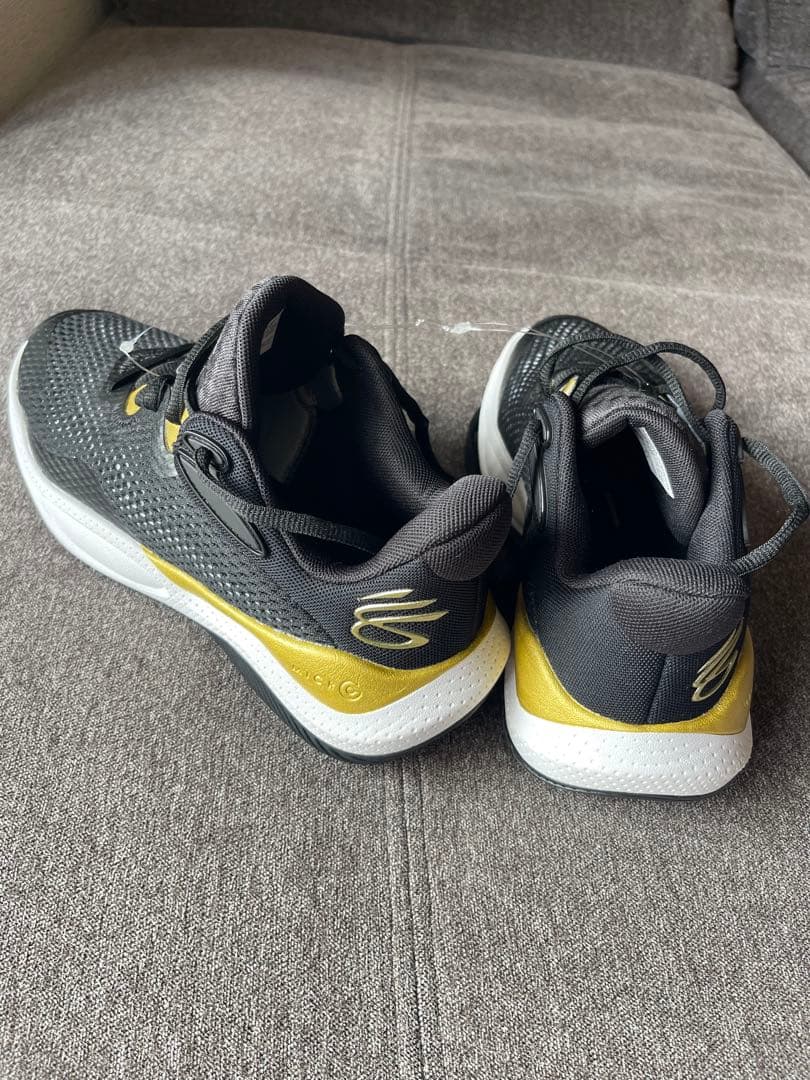 UNDER ARMOUR CURRY SPLASH 24AP ユニセックス大人