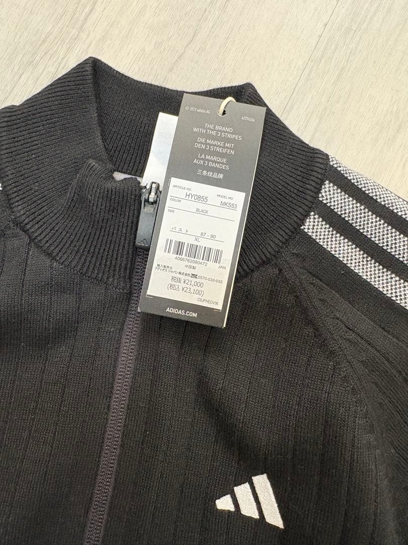 新品　XL 黒アディダスゴルフ　防風　ニットジップジャケットスカートセットアップ