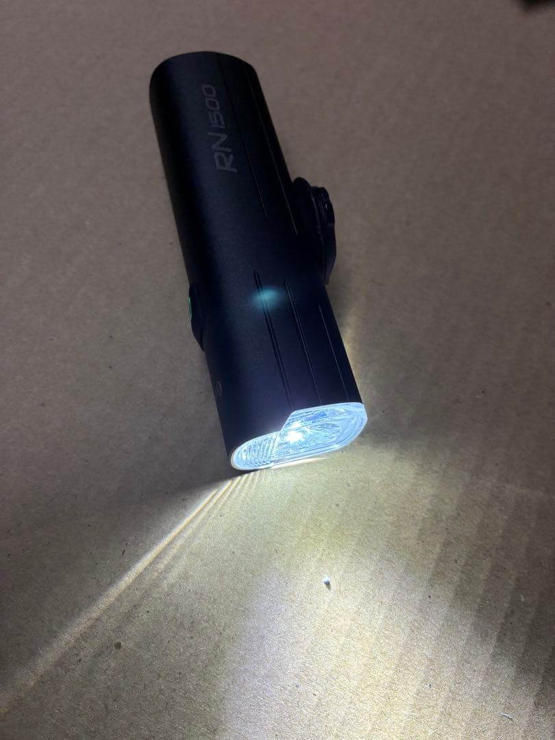 Olight RN1500 SEEMEE 30 C フロントライトリアライト