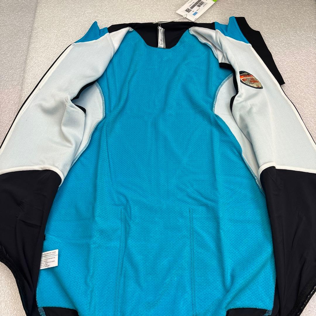 【訳あり新品】アソス　ベスト